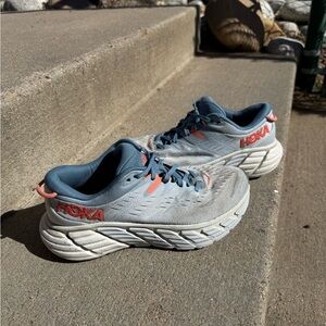 Women’s Hoka (size 7.5)